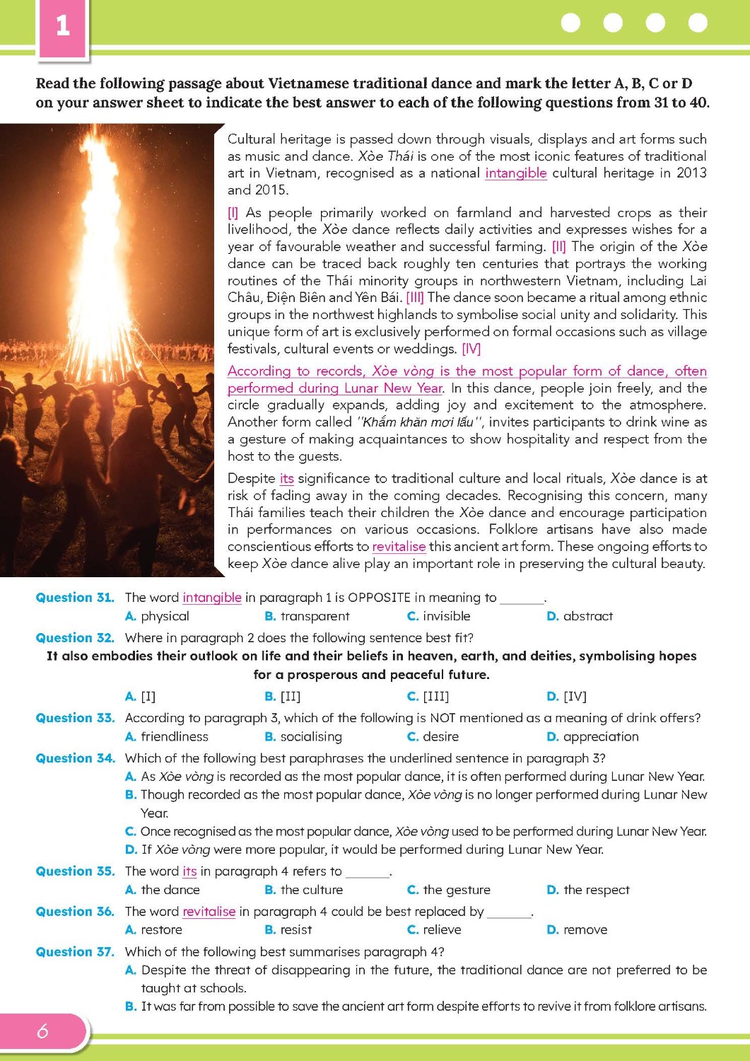 Bộ đề thi thử tốt nghiệp THPT môn Tiếng Anh